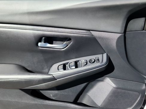 Certified 2021 Nissan Sentra S image 8