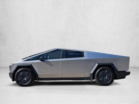 Used 2024 Tesla Cybertruck AWD Crew Cab image 8
