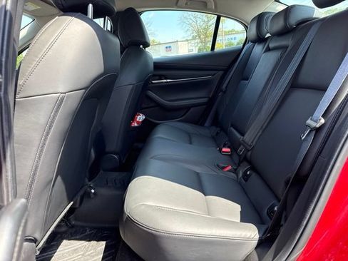 Used 2024 MAZDA MAZDA3 s FWD image 8