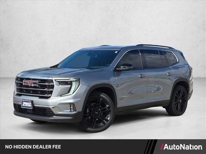 Used 2025 GMC Acadia Elevation w/ Elevation Premium Package