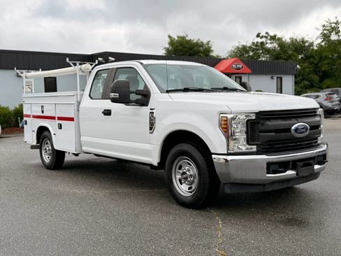 Used 2019 Ford F350 XL w/ XL Value Package RWD image 3