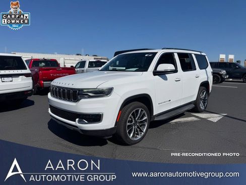 Used 2022 Jeep Wagoneer Series II w/ Premium Group I AWD/4WD image 1