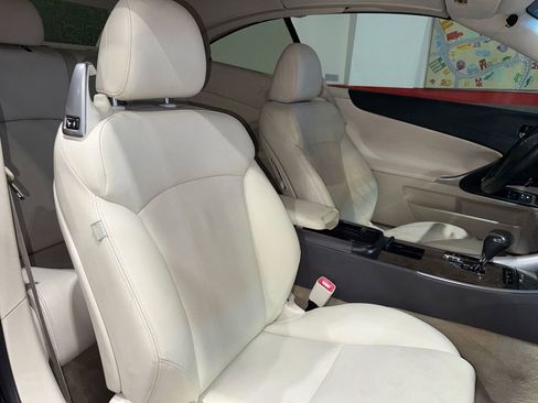 Used 2010 Lexus IS 250C image 86