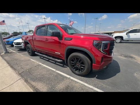 Used 2023 GMC Sierra 1500 Elevation AWD/4WD image 2