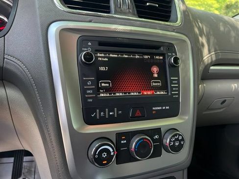 Used 2016 GMC Acadia SLE AWD/4WD image 39