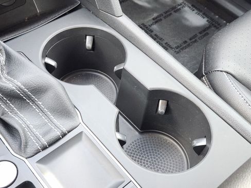 Used 2021 Volkswagen Atlas SE image 27