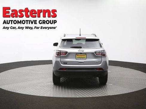 Used 2022 Jeep Compass Latitude w/ Sun and Sound Group AWD/4WD image 38