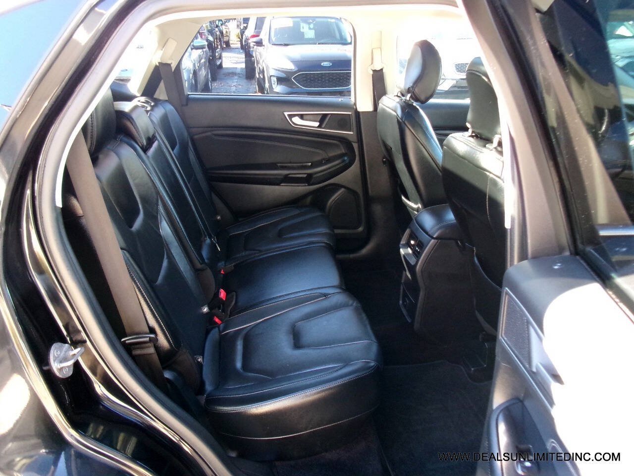 Used 2016 Ford Edge Titanium AWD/4WD image 24