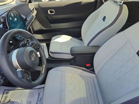 Used 2025 MINI Cooper S image 9