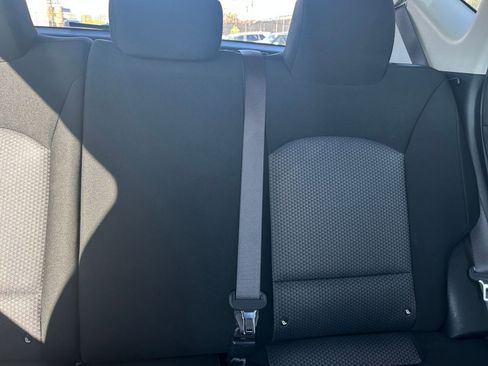 Used 2025 Kia Soul LX w/ LX Technology Package image 32