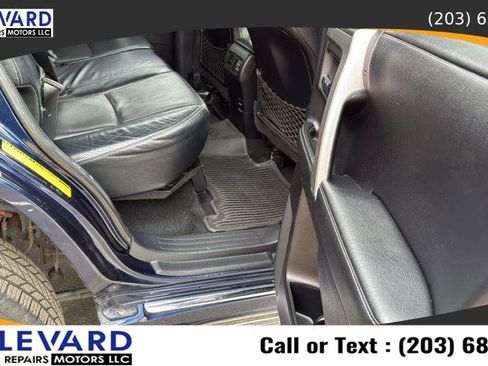 Used 2014 Toyota 4Runner Limited image 37