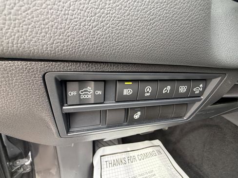 Used 2024 Toyota Tundra Limited image 22