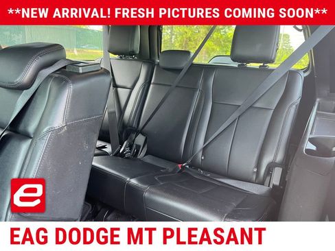 Used 2018 Ford Expedition Max XLT w/ Equipment Group 202A AWD/4WD image 12