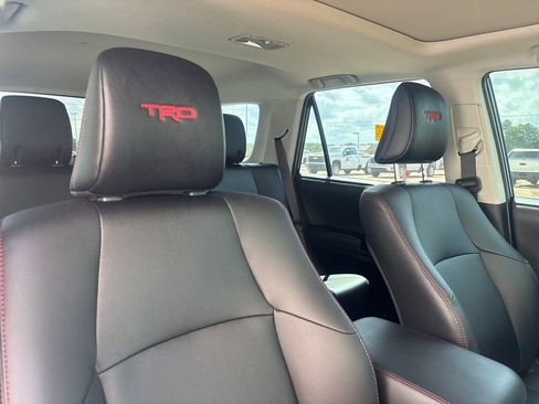 Used 2024 Toyota 4Runner TRD Off-Road Premium w/ Off Road Premium Plus Package image 19