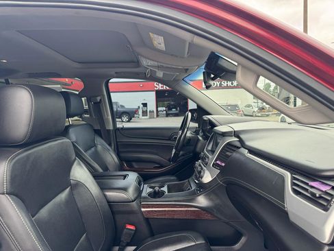 Used 2019 GMC Yukon XL SLT AWD/4WD image 11