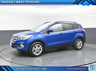Used 2018 Ford Escape SE w/ SE Sync 3 Package image 1