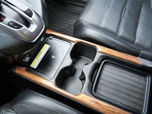 Used 2022 Honda CR-V Touring image 18