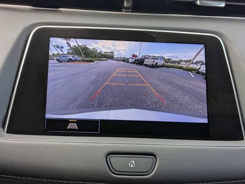 Used 2023 Cadillac XT4 Premium Luxury FWD image 24