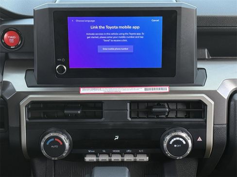 Used 2024 Toyota Tacoma TRD Sport image 17