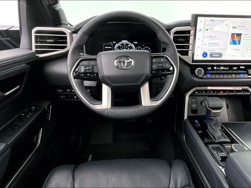 Used 2026 Toyota Sequoia Platinum AWD/4WD image 6