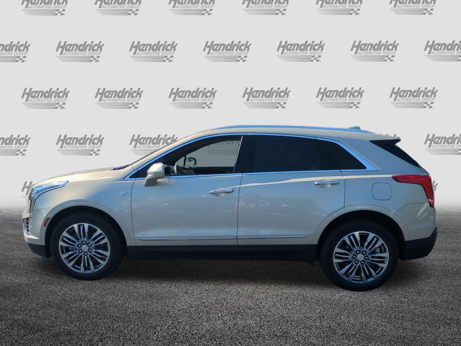 Used 2017 Cadillac XT5 Premium Luxury FWD image 7