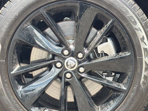 Certified 2026 Jaguar F-PACE R-Dynamic S AWD/4WD image 13