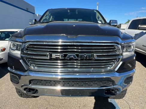 Used 2019 RAM 1500 Laramie w/ Off Road Group AWD/4WD image 2