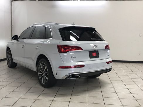 Used 2023 Audi Q5 2.0T Premium w/ Convenience Package AWD/4WD image 6