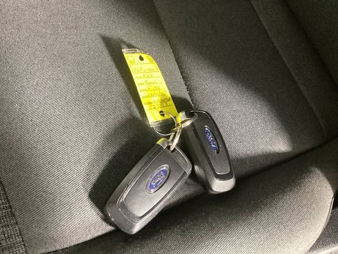 Used 2022 Ford F150 XLT w/ Equipment Group 302A High image 36