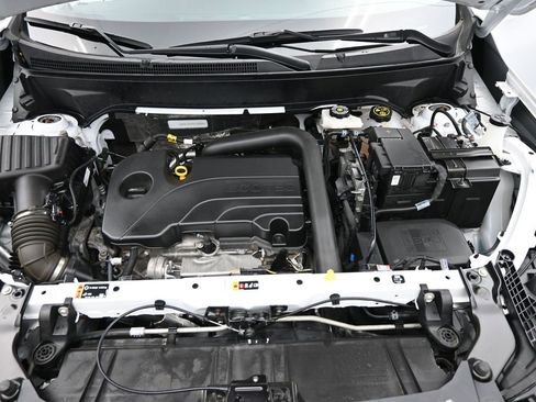 Used 2023 GMC Terrain SLE w/ Driver Convenience Package image 15