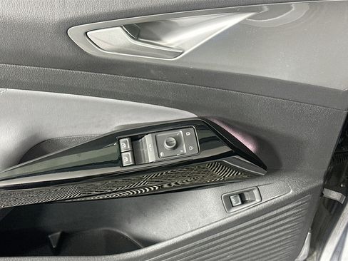 Used 2023 Volkswagen ID.4 S RWD image 15