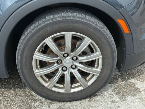 Used 2019 Cadillac XT4 Premium Luxury AWD/4WD image 41