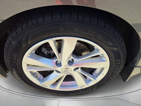 Used 2015 Nissan Altima 2.5 SL image 9