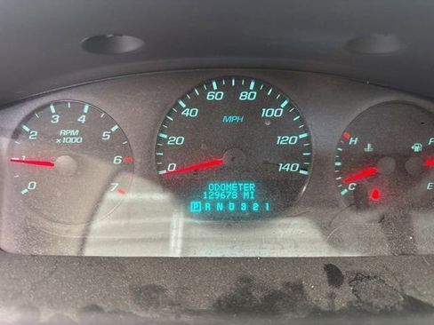 Used 2010 Chevrolet Impala LS FWD image 14