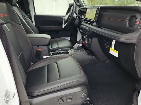 New 2026 Jeep Wrangler Unlimited Rubicon image 26