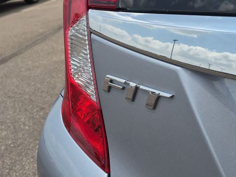 Used 2020 Honda Fit EX image 12