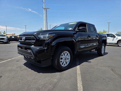 Used 2024 Toyota Tacoma SR5 RWD image 2