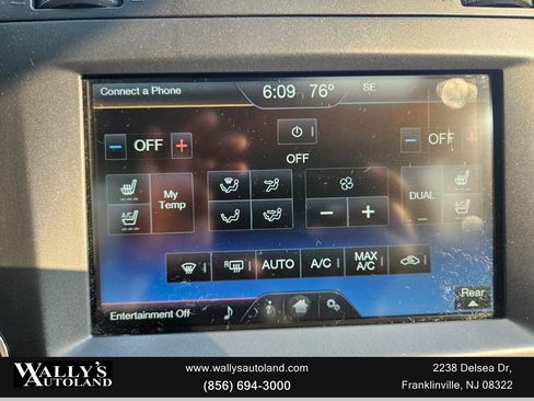 Used 2015 Lincoln Navigator 4WD image 8