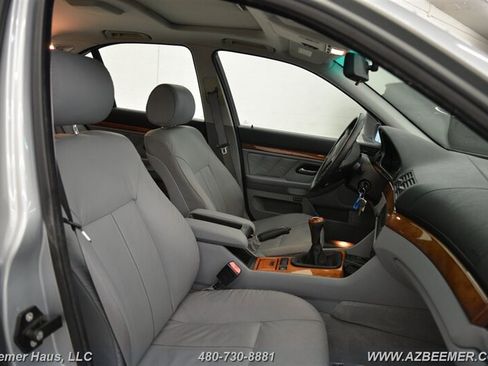 Used 1997 BMW 528i Sedan image 16