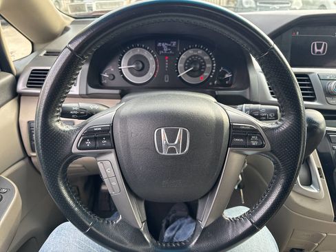 Used 2011 Honda Odyssey EX-L image 11