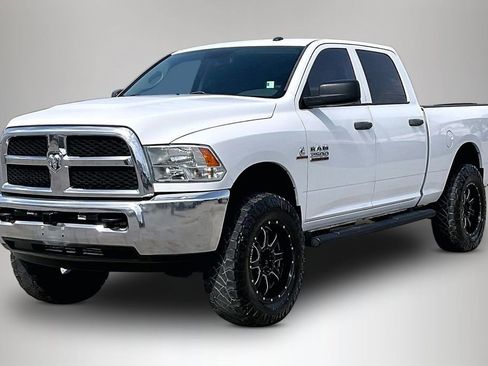 Used 2014 RAM 2500 Tradesman w/ Chrome Appearance Group AWD/4WD image 2