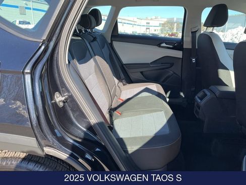 Used 2025 Volkswagen Taos S AWD/4WD image 18
