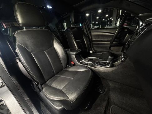 Used 2014 Chrysler 200 Limited w/ Sun/Sound Group image 12