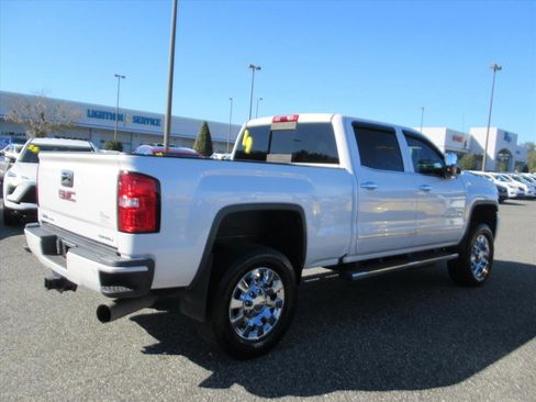 Used 2019 GMC Sierra 2500 Denali w/ Duramax Plus Package image 7