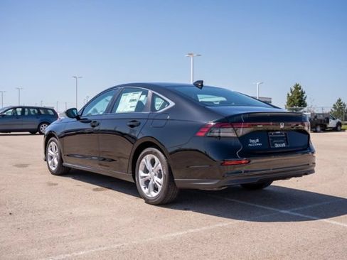 Used 2023 Honda Accord LX image 5