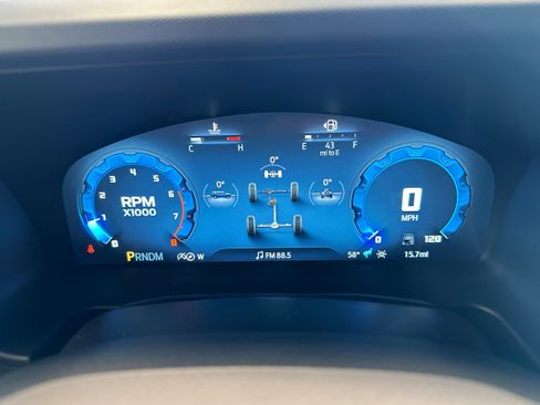 New 2025 Ford Bronco Badlands image 59