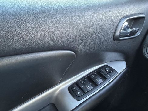 Used 2015 Dodge Journey FWD image 27