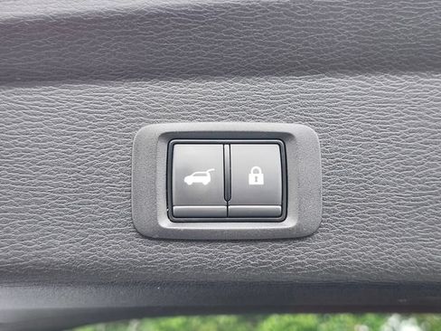 Used 2022 Mitsubishi Outlander SEL AWD/4WD image 33