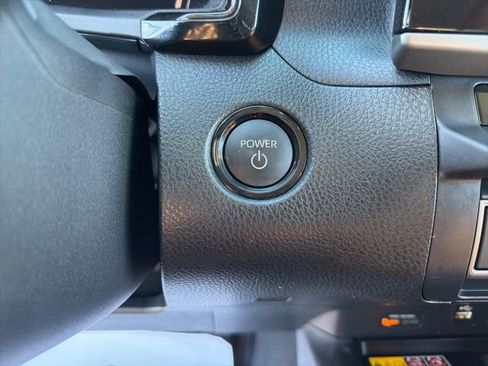 Used 2025 Toyota Camry LE image 19