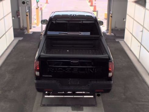 Used 2025 Honda Ridgeline RTL image 6